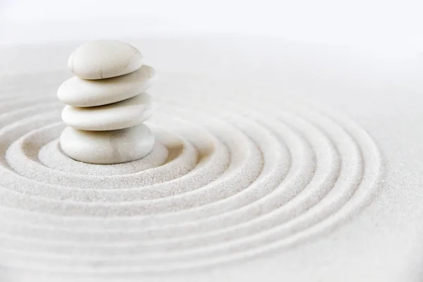 Weiße Steine Türmen Sich Sand Zen Japanischen Garten Hintergrund Szene — Stockfoto