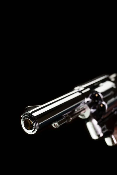 Nierdzewny Pistolet Lub Shooter Czarnym Tle Książka Okładka Portret Styl — Zdjęcie stockowe
