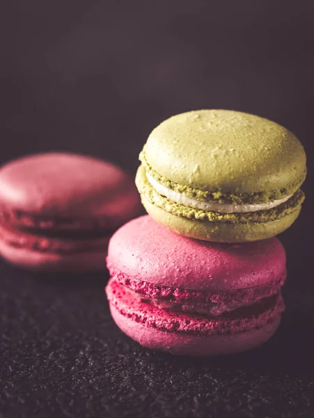 Colorful Macarons Dark Background — Stock Photo, Image