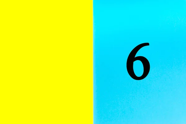 青と黄色の背景に6または6書かれた単語 カレンダー コピースペースの概念 — ストック写真