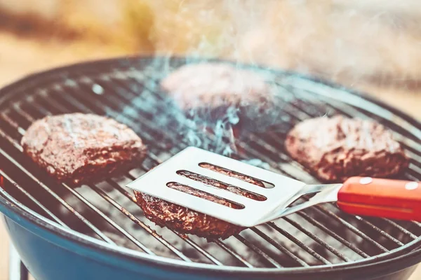 Leckere Vegetarische Burger Vom Grill Makrobiotische Rissole Auf Dem Grill — Stockfoto