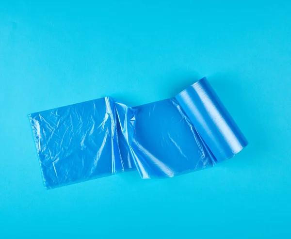 Bolsa Plástico Azul Para Basura Sobre Fondo Azul Vista Superior — Foto de Stock