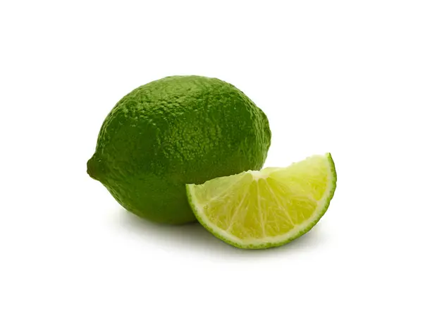 Sluit Een Hele Verse Groene Limoen Fruit Snijd Schijfje Wig — Stockfoto