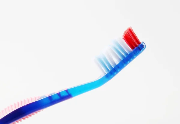 白い背景の歯ブラシ — ストック写真