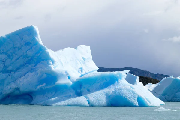 Iceberg Galleggianti Sul Lago Argentino Paesaggio Della Patagonia Argentina Lago — Foto Stock