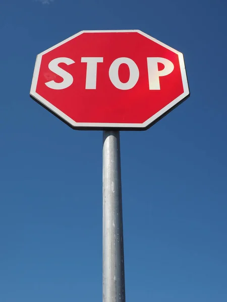 Waarschuwingsborden Stop Verkeersbord Blauwe Lucht — Stockfoto
