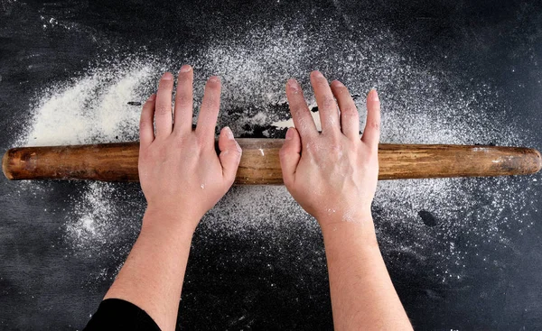 Brown Wooden Rolling Pin Female Hands Black Background White Wheat — Stock Photo, Image