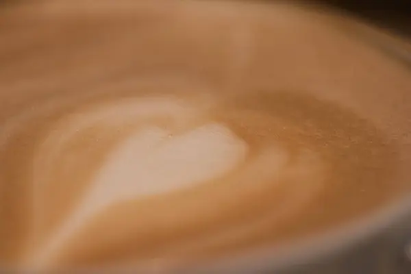 Espuma Cappuccino Muito Perto Forma Coração — Fotografia de Stock