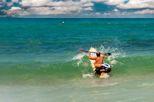 Los Días Temporada Baño Mar Son Entrenamiento Salvavidas Kayaks — Foto de Stock