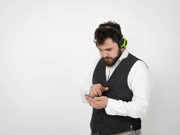 Cool Man Black Beard Posing Headphones Smartphone Front White Background — 图库照片