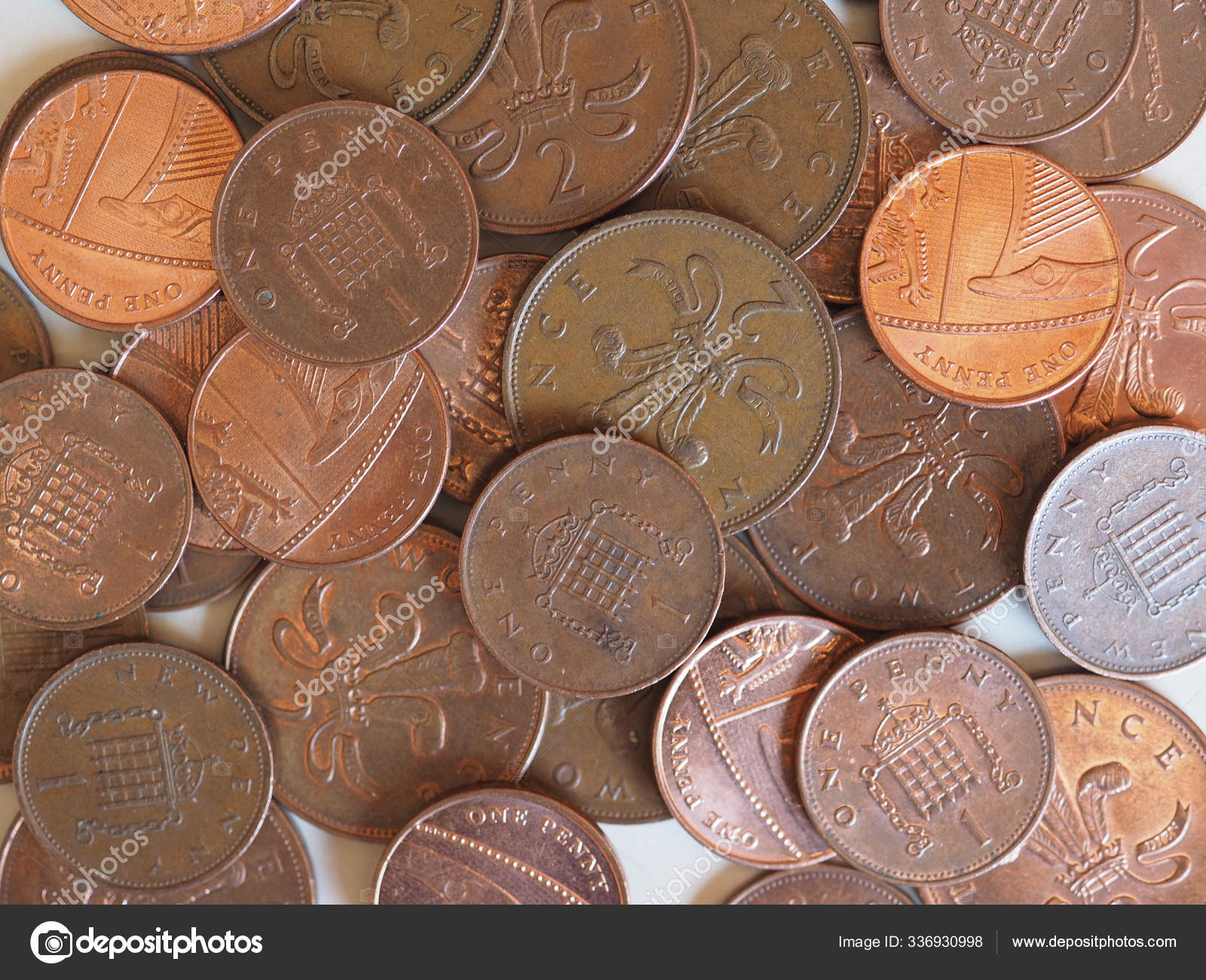 1便士和2便士硬币英国货币可能很快就会被提走——图库图片© PantherMediaSeller #336930998