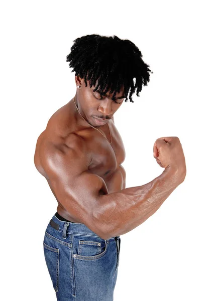 Corpo Muscolare Uomo Afroamericano Piedi Jeans Sudore Corpo Che Flette — Foto Stock