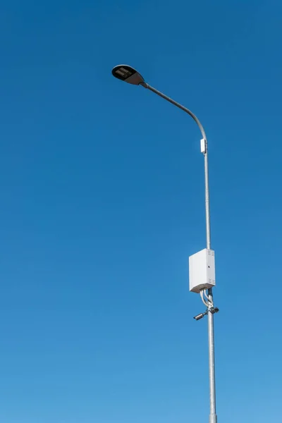 Led Straatlamp Met Cctv Camera Surveillance Operaiting — Stockfoto