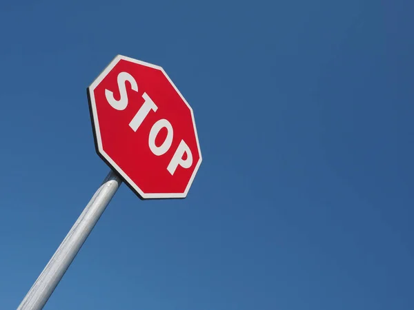 Varovné Signály Zastavení Dopravního Značení Modré Obloze — Stock fotografie