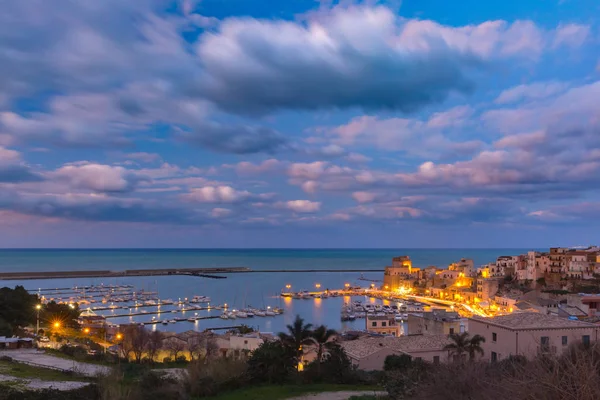 Cala Marina Liman Kıyı Kenti Castellammare Del Golfo Adlı Günbatımı — Stok fotoğraf
