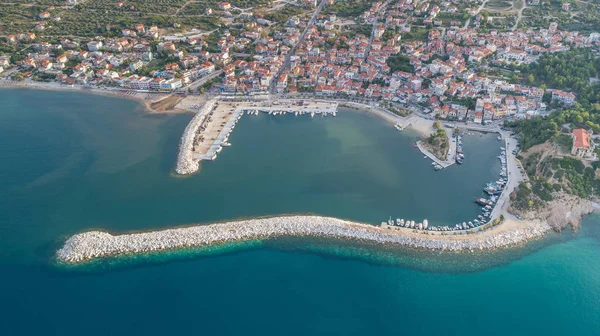 Luftaufnahme Von Limenaria Stadt Und Hafen Auf Der Insel Thassos — Stockfoto
