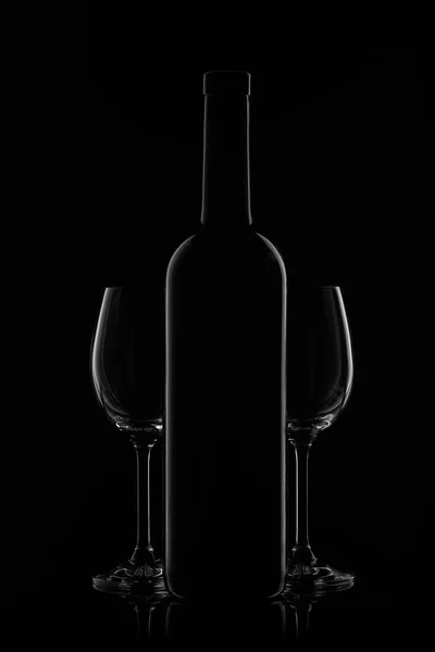 Silhouette Wine Bottle Two Empty Wineglasses Black Background Reflection Contour — Stock Photo, Image