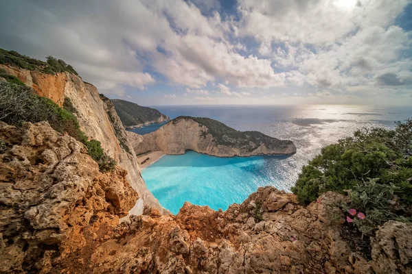 Lenyűgöző Kilátás Sziklák Hajótörés Cove Ban Nyár Zante Island Görögország — Stock Fotó