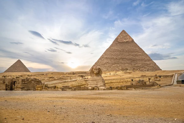 Pyramidy Sfinga Poušti Giza Při Západu Slunce — Stock fotografie