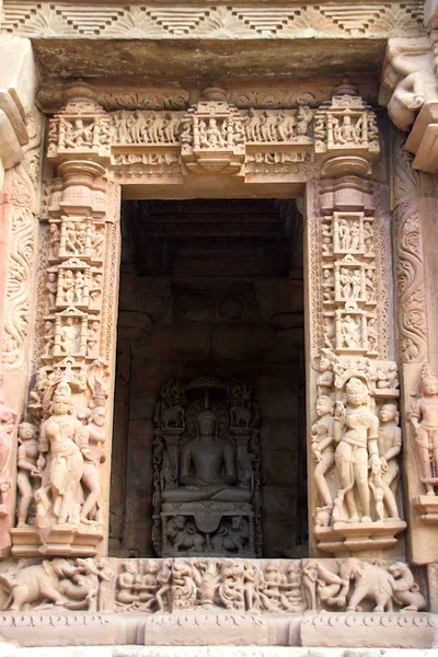 Escultura Pedra Elaborada Porta Templo Parshwanath Jain Khajuraho Madhya Pradesh — Fotografia de Stock