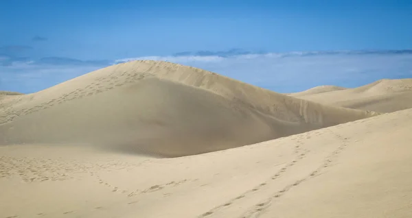 Région Désertique Avec Des Dunes Sous Ciel Bleu Sable Textur — Photo