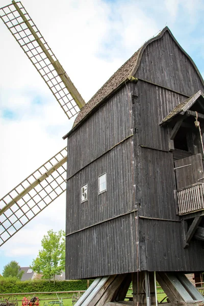 Pinwheel Van Een Oude Duitse Houten Windmolen — Stockfoto