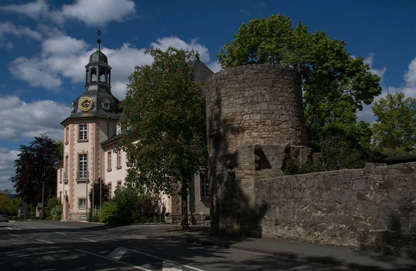 Vecchia Torre Con Corte Distrettuale Della Città Tedesca Korbach Con — Foto Stock