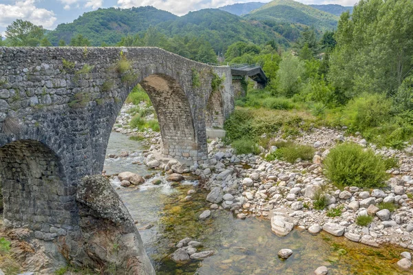 Historische Stenen Brug Aan Ardeche Rivier Zuid Frankrijk — Stockfoto