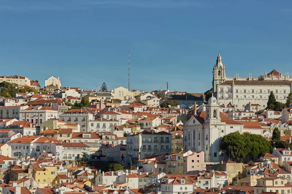 Widok Tradycyjną Architekturę Domy Wzgórzu Sao Jorge Lizbonie Portugalia — Zdjęcie stockowe