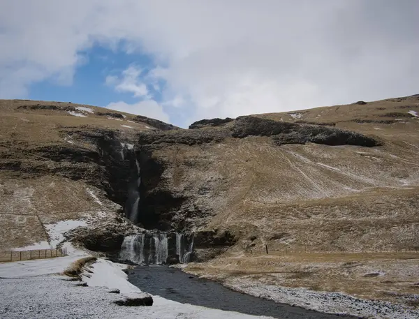 Vista Sulla Cascata Del Gluggafoss Islanda Con Neve Fresca — Foto Stock