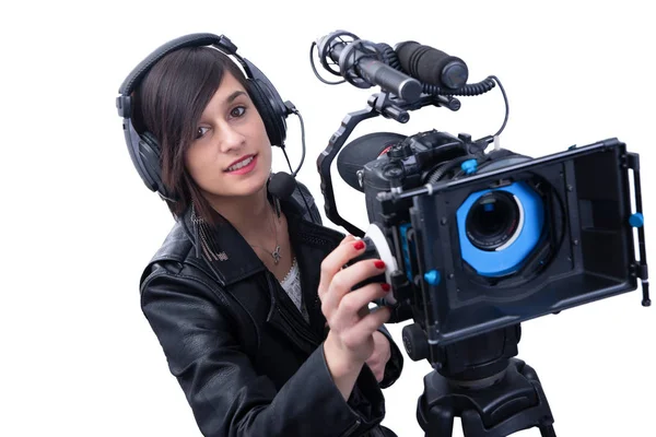 Giovane Donna Con Videocamera Professionale Dslr Isolata Sfondo Bianco — Foto Stock