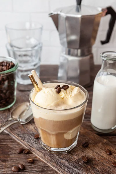 Eiskaffee Mit Kugeln Vanilleeis — Stockfoto