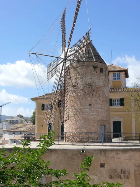 Ανεμόμυλος Palma Mallorca — Φωτογραφία Αρχείου
