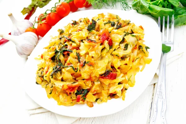 Cabbage Stew Leaf Beets Tomatoes White Plate Napkin Parsley Garlic — Stock Photo, Image