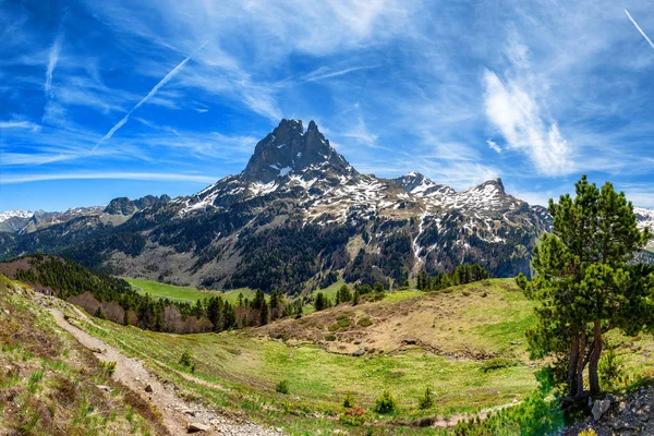 Vista Pic Midi Ossau Primavera Pirinéus Franceses — Fotografia de Stock