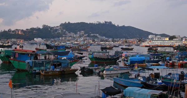 Cheung Chau Hong Kong Avril 2019 Crowded Small Boat Sea — Photo