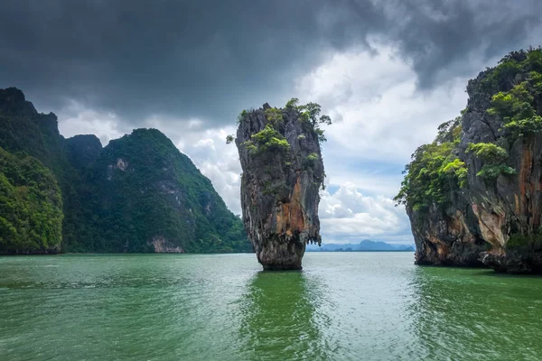 Tapu Rock Isla James Bond Phang Nga Bay Tailandia — Foto de Stock