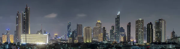 Edifício Arranha Céus Capital Tailândia Área Escritório Bangkok Luz Noturna — Fotografia de Stock