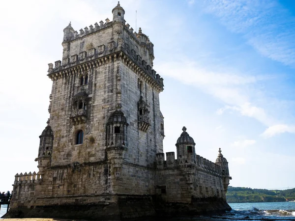 Belem Kulesigörünümü Tagus Nehri Açık Gün Mavi Gökyüzü Lizbon Portekiz — Stok fotoğraf