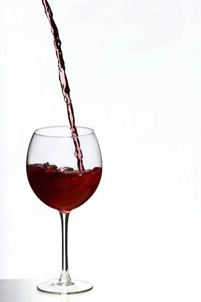 Despeje Copo Vinho Tinto — Fotografia de Stock