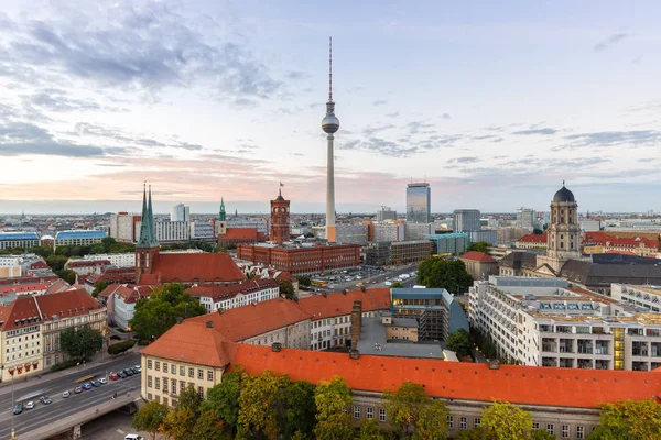 Berliner Skyline Fernsehturm Rathaus Deutschland Stadt — Stockfoto