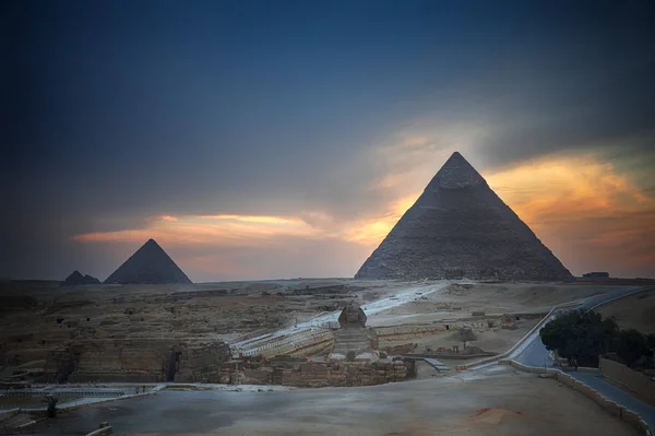 Pirâmides Gizé Esfinge Noite Egito — Fotografia de Stock