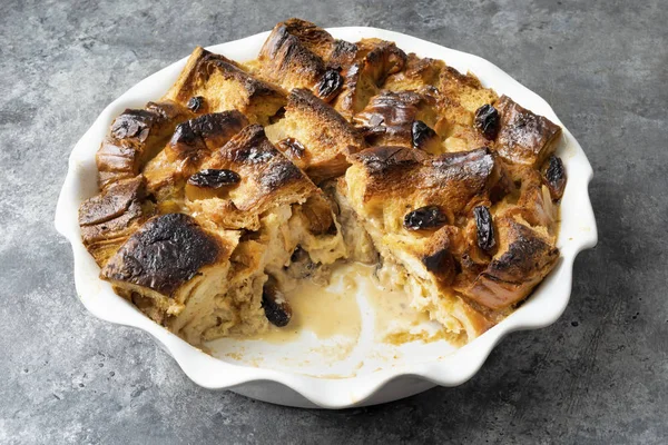 Nahaufnahme Von Rustikalem Goldenem Englischem Brot Und Butterpudding — Stockfoto