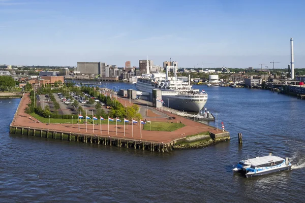 Europa Países Bajos Terminal Cruceros Ciudad Rotterdam — Foto de Stock