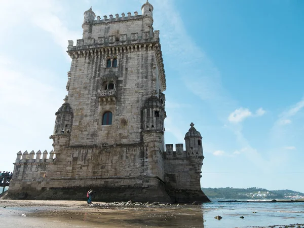 Belem Kulesigörünümü Tagus Nehri Açık Gün Mavi Gökyüzü Lizbon Portekiz — Stok fotoğraf