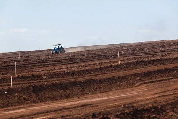 Farm Fält Närbild Traktor Plöjd Jord Jord Detalj Jordbruk Bakgrund — Stockfoto