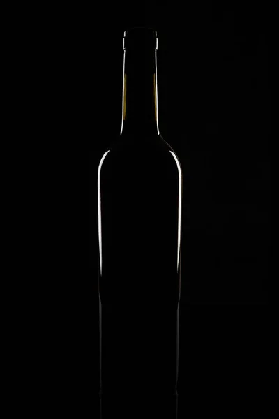Izolált Bordeaux Borosüveg Sötét Háttér Sziluett — Stock Fotó