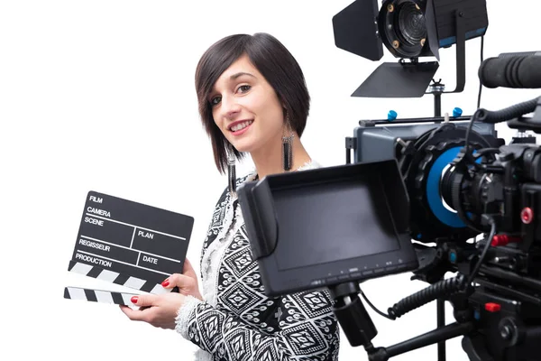 Una Giovane Donna Con Una Clapboard Mano Videocamera Isolata Sfondo — Foto Stock