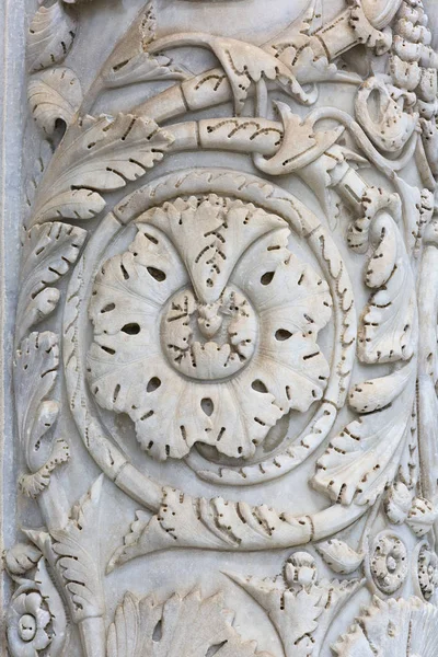 Pisa Doopkapel Van John Verlichting Kolom Detail Piazza Del Duomo — Stockfoto