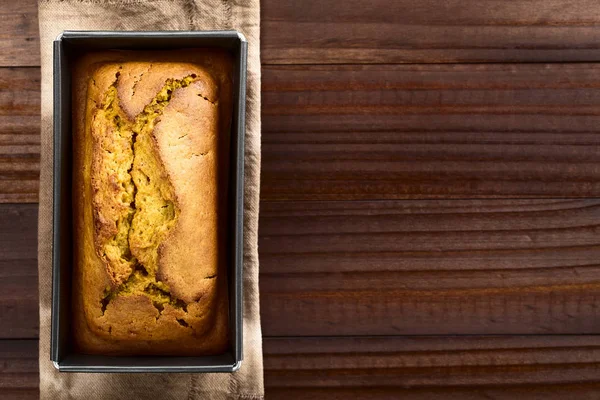 Fresh Homemade Pumpkin Bread Pan Photographed Overhead Copy Space Side — Stock Photo, Image